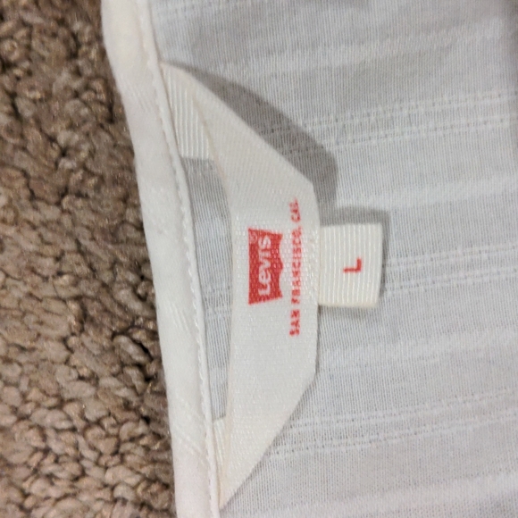 Women's top - Picture 2 of 3